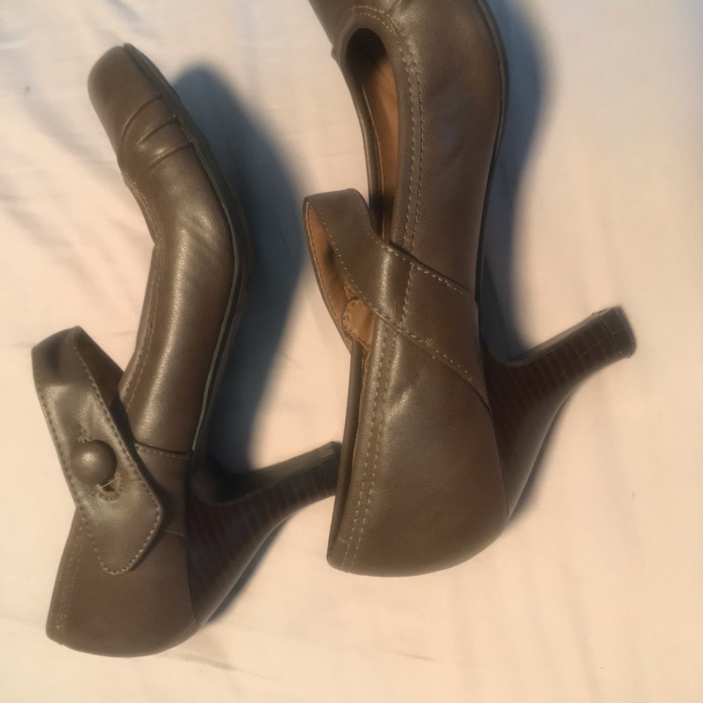 Tan Brown Pin Up Heels Pumps